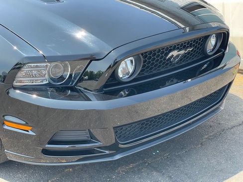 Used 2014 Ford Mustang GT Premium w/ Comfort Package RWD image 20