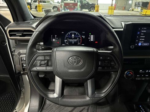 Certified 2025 Toyota Tacoma SR image 17