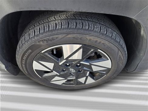 Used 2024 Hyundai Kona SEL w/ Convenience Package image 8
