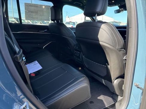 New 2026 Jeep Grand Cherokee Limited AWD/4WD image 12