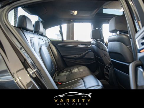 Used 2020 BMW M550i xDrive w/ Executive Package image 17