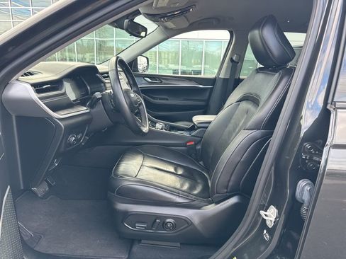 Used 2022 Jeep Grand Cherokee L Limited image 14