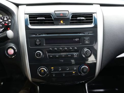 Used 2013 Nissan Altima 2.5 S image 22
