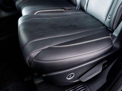 Used 2024 Genesis GV80 3.5T Advanced image 33