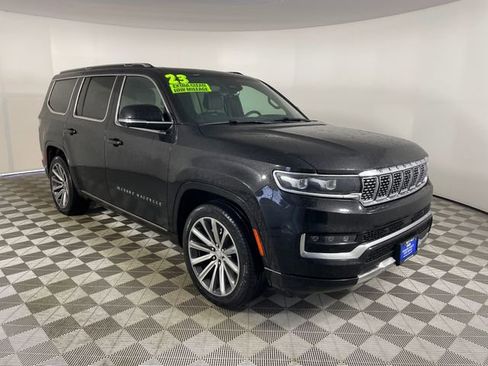 Used 2023 Jeep Grand Wagoneer Series II w/ Flexible Seating Group image 16