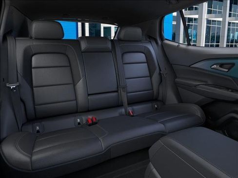 New 2026 Chevrolet Equinox EV LT image 17