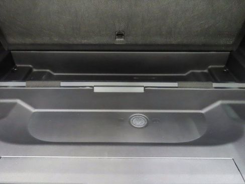 Used 2025 Ford Expedition Max Platinum w/ Platinum Ultimate Package image 46