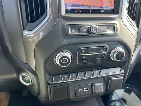 New 2026 GMC Sierra 1500 Pro w/ Graphite Edition AWD/4WD image 23