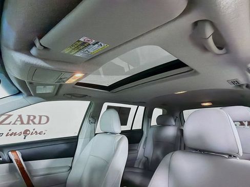 Used 2013 Toyota Highlander Limited FWD image 27