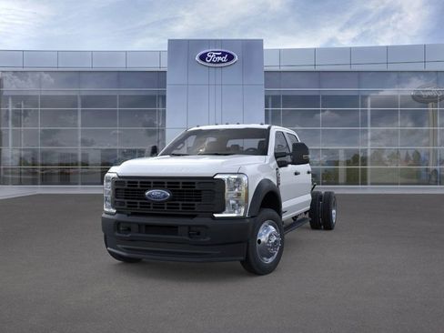 New 2025 Ford F550 4x4 Crew Cab Super Duty image 2
