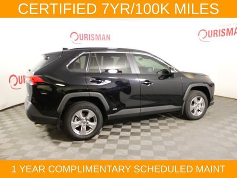 Used 2025 Toyota RAV4 XLE AWD/4WD image 12