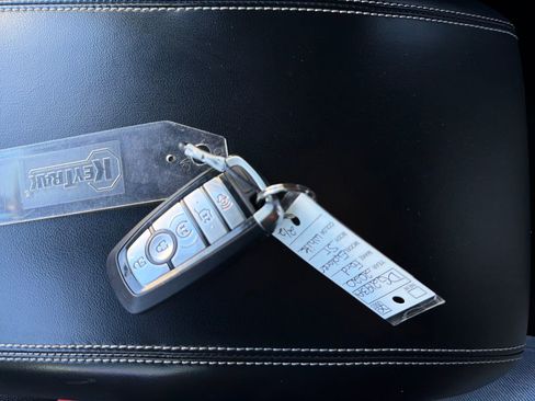 Used 2020 Ford Explorer ST w/ ST Street Pack image 31