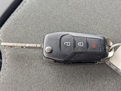 Used 2025 Ford F150 XLT w/ Equipment Group 301A Standard image 27