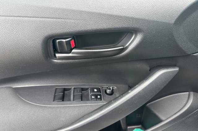 Used 2024 Toyota Corolla LE FWD image 10