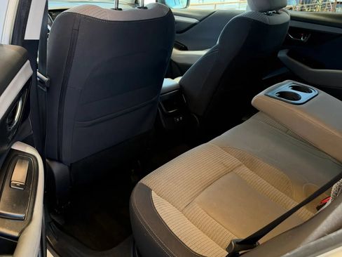 Used 2020 Subaru Outback Premium w/ Popular Package #1 AWD/4WD image 9