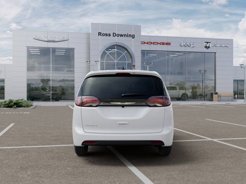 New 2027 Chrysler Pacifica LX FWD image 7