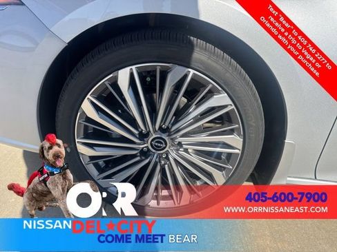 New 2025 Nissan Altima 2.5 SL image 9