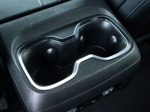 New 2025 Chevrolet Traverse Z71 w/ Enhanced Driving Package image 38