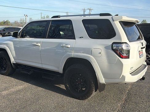 Used 2022 Toyota 4Runner SR5 Premium image 7