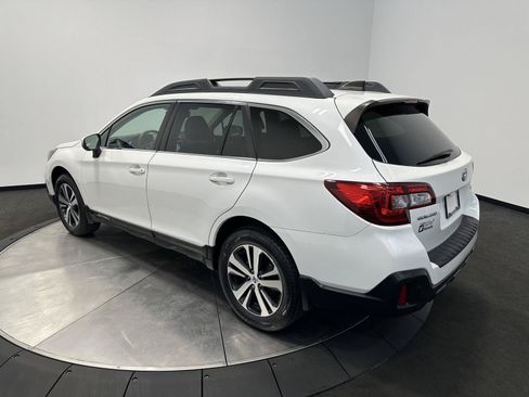 Used 2019 Subaru Outback 2.5i Limited w/ Popular Package #2 AWD/4WD image 5