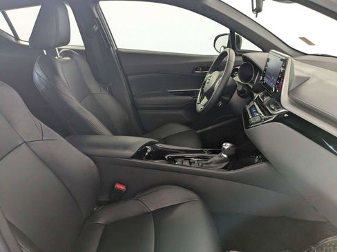 Used 2022 Toyota C-HR Nightshade FWD image 31