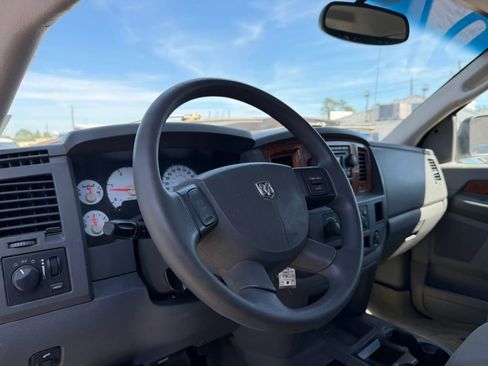 Used 2006 Dodge Ram 3500 Truck SLT w/ Light Group image 10