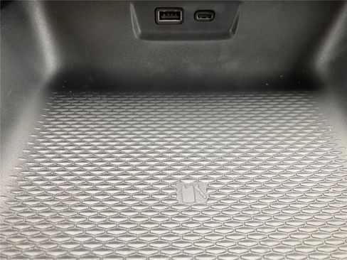 New 2026 GMC Terrain Denali w/ LPO, Floor Liner Package AWD/4WD image 28