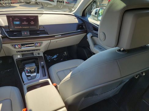 Certified 2023 Audi Q5 2.0T Premium w/ Convenience Package AWD/4WD image 24