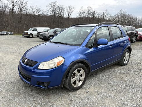 Used 2012 Suzuki SX4 AWD Hatchback image 4