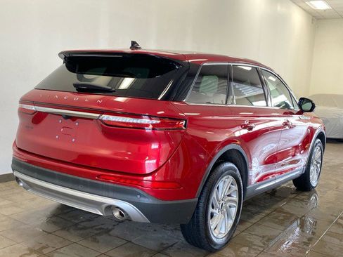 Used 2024 Lincoln Corsair AWD image 7