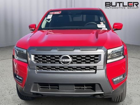 Used 2025 Nissan Frontier SL AWD/4WD image 4