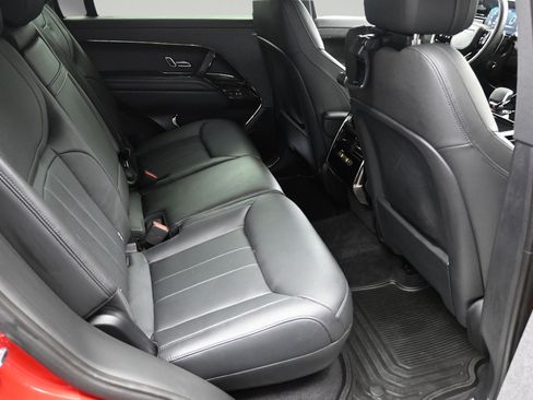 Used 2025 Land Rover Range Rover Sport Dynamic SE AWD/4WD image 8