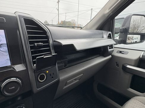 Used 2020 Ford F250 XLT w/ XLT Value Package image 17