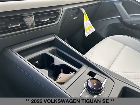 New 2026 Volkswagen Tiguan SE image 38