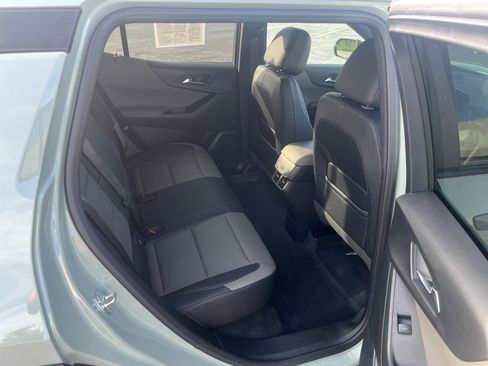 Used 2026 Chevrolet Equinox LT w/ Convenience Package II AWD/4WD image 15