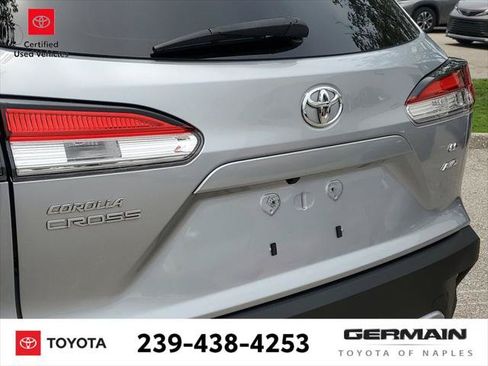 Certified 2024 Toyota Corolla Cross LE AWD/4WD image 18