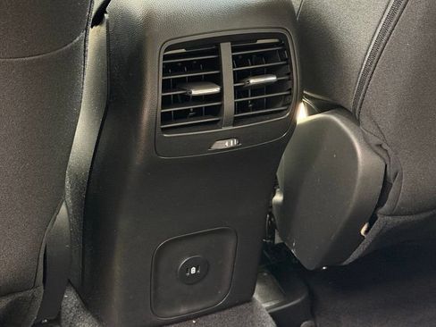 Certified 2023 Ford Escape Active AWD/4WD image 10