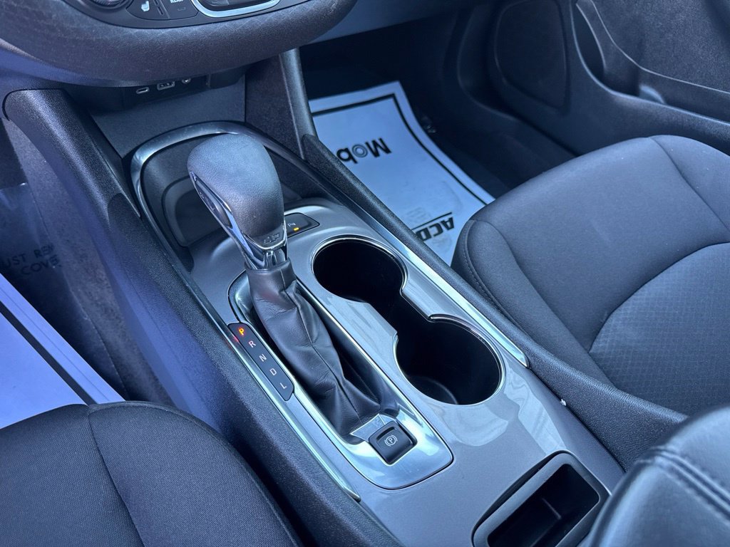 Used 2024 Chevrolet Malibu LT FWD image 30