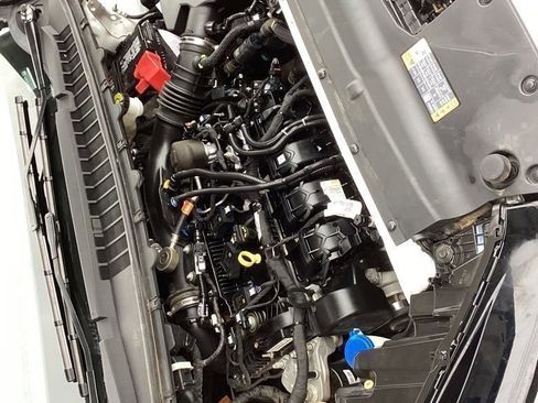 Used 2019 Ford Edge Titanium w/ Equipment Group 301A image 19