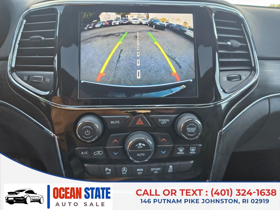 Used 2021 Jeep Grand Cherokee Limited w/ Premium Lighting Group AWD/4WD image 20
