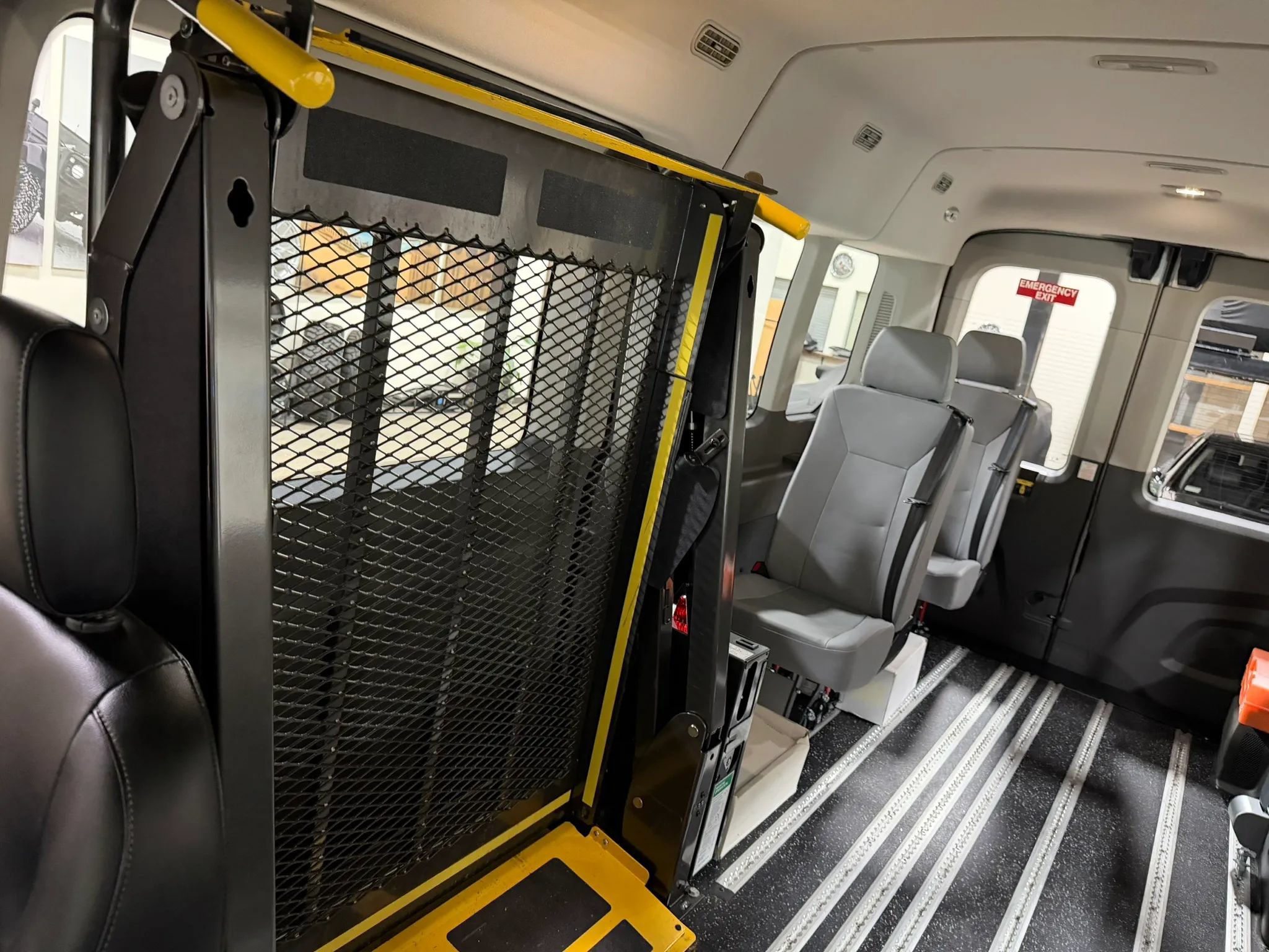 Used 2023 Ford Transit 350 XL RWD image 41