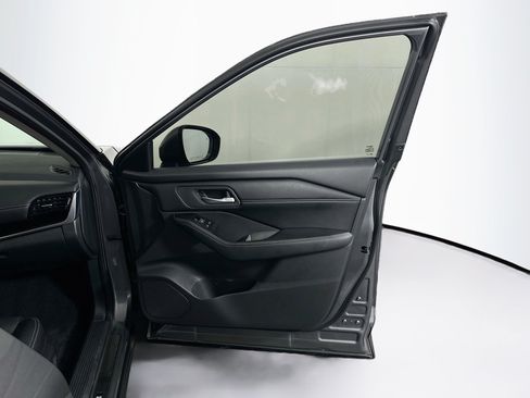 Used 2024 Nissan Rogue SL w/ SL Premium Package FWD image 35