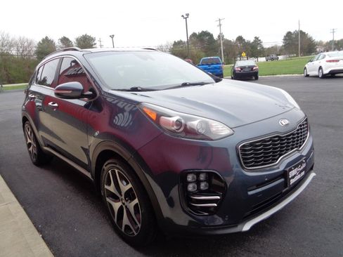 Used 2018 Kia Sportage SX image 4