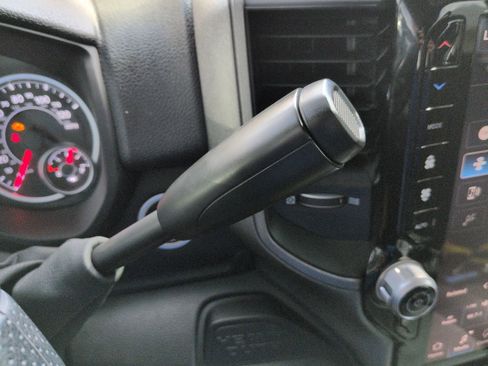 Used 2025 RAM 2500 Tradesman AWD/4WD image 18