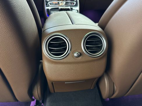 Used 2017 Mercedes-Benz E 300 image 37