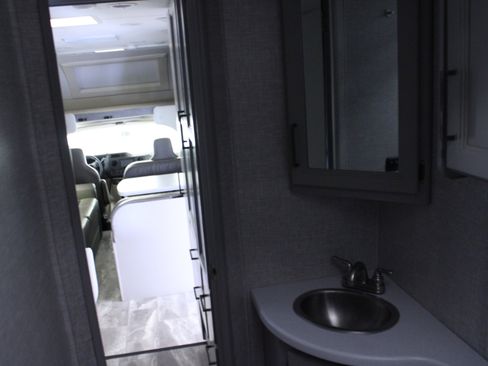 Used 2023 Ford E-450 and Econoline 450 Super Duty w/ Motorhome Prep Package RWD image 18
