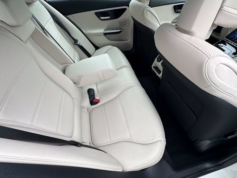 Certified 2023 Mercedes-Benz C 300 4MATIC Sedan image 19