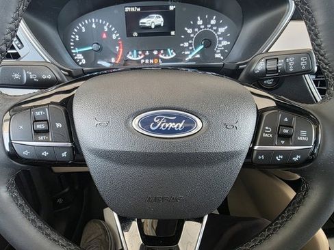 Certified 2022 Ford Escape SEL image 20