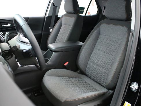 Certified 2024 Chevrolet Equinox LT w/ LPO, Floor Liner Package FWD image 27