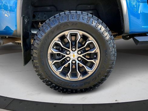 Used 2022 Chevrolet Colorado ZR2 image 35